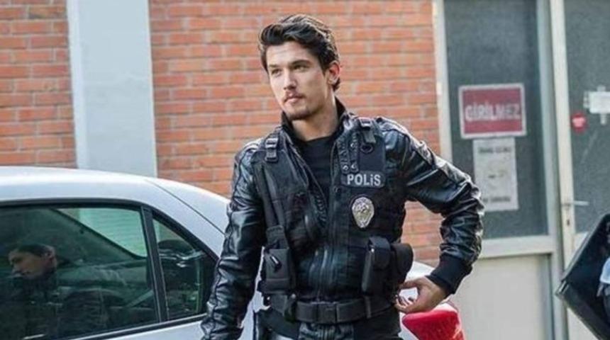 Arka Sokaklar'ın Volkan Komiser'i Boğa&ccedil; Aksoy evlendi! İşte d&uuml;ğ&uuml;nden ilk kareler 