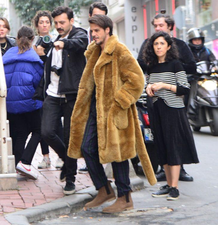 Modern Don Kişot Mehmet Günsür G2