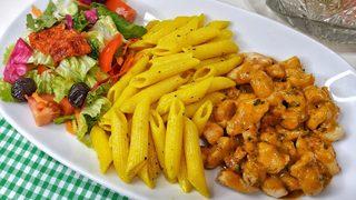 Hazırlaması kolay tadı efsane Cafe de Paris soslu tavuk tarifi! Zuhal Topal'la Yemekteyiz  Cafe de Paris soslu tavuk nasıl yapılır?