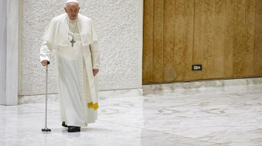 Papa Francis, sağlık kontrolü için hastaneye gitti