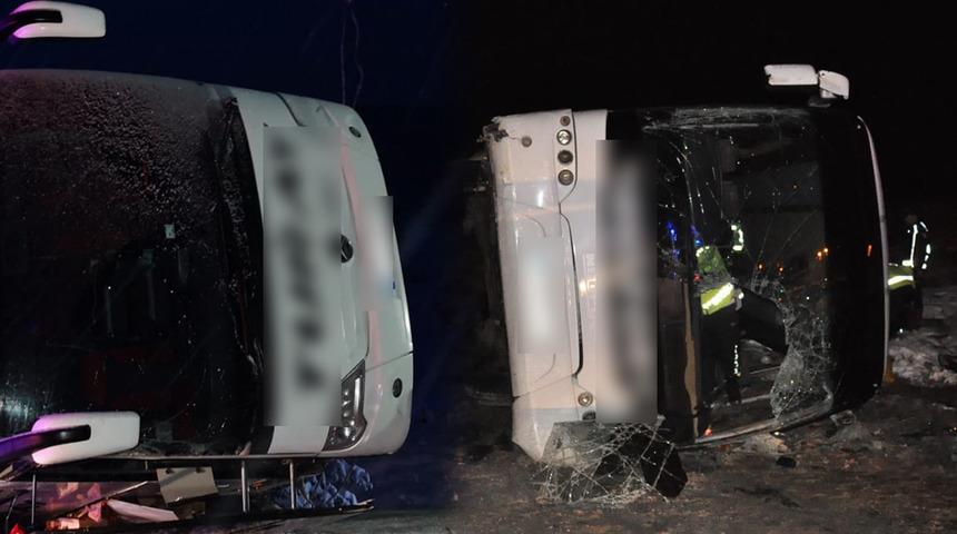 Erzincan ve Yozgat'ta yolcu otobüsü devrildi! Ölü ve yaralılar var