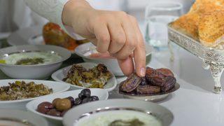'Bugün iftarda ne pişirsem?' diyenler için bu menü kaçmaz! 8.gün iftar menüsü