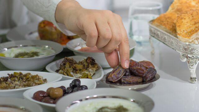 'Bugün iftarda ne pişirsem?' diyenler için bu menü kaçmaz! 8.gün iftar menüsü