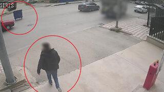 Adeta yerinde duramadı! Üst üste gezintiye çıkıp vatandaşları peşinden koşturdu... Sanki otobüse binecek gibiydi