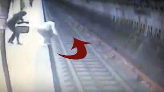 Metro gelirken kadını bir anda raylara itti