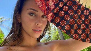 Survivor'a veda eden Zeynep Alkan bikinili pozuyla büyüledi! “Dönüşün hızlı oldu”