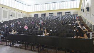 Üniversiteler hibrit mi olacak? 3 Nisan'da üniversiteler açılacak mı? YÖK'ten son dakika açıklaması