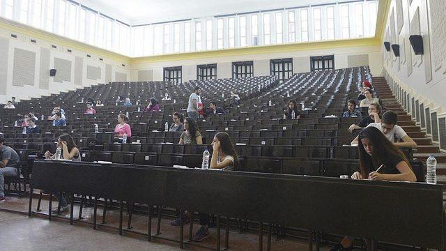 Üniversiteler hibrit mi olacak? 3 Nisan'da üniversiteler açılacak mı? YÖK'ten son dakika açıklaması