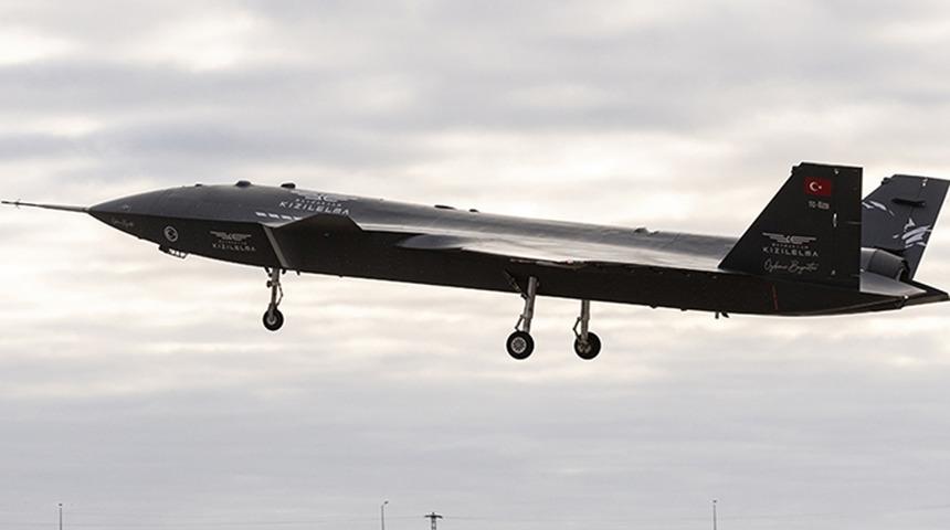 Kızılelma 20 bin feet irtifaya çıktı! Selçuk Bayraktar seri üretim için tarih verdi