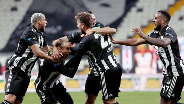 Beşiktaş'ın eski yıldızı Adem Ljajic'ten flaş itiraf: 'Bize iyi davranmadılar!'