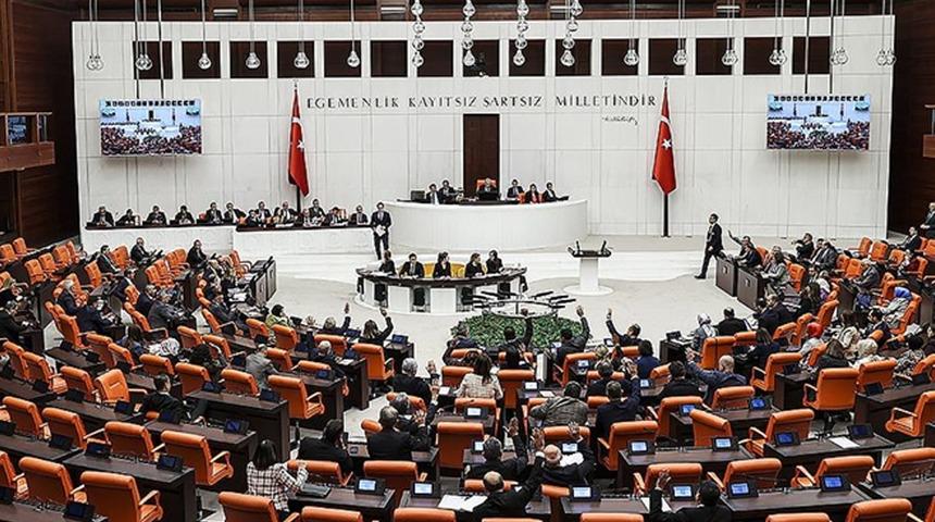 Son dakika: Finlandiya'nın NATO'ya katılım protokolüne ilişkin kanun teklifi Meclis'ten geçti