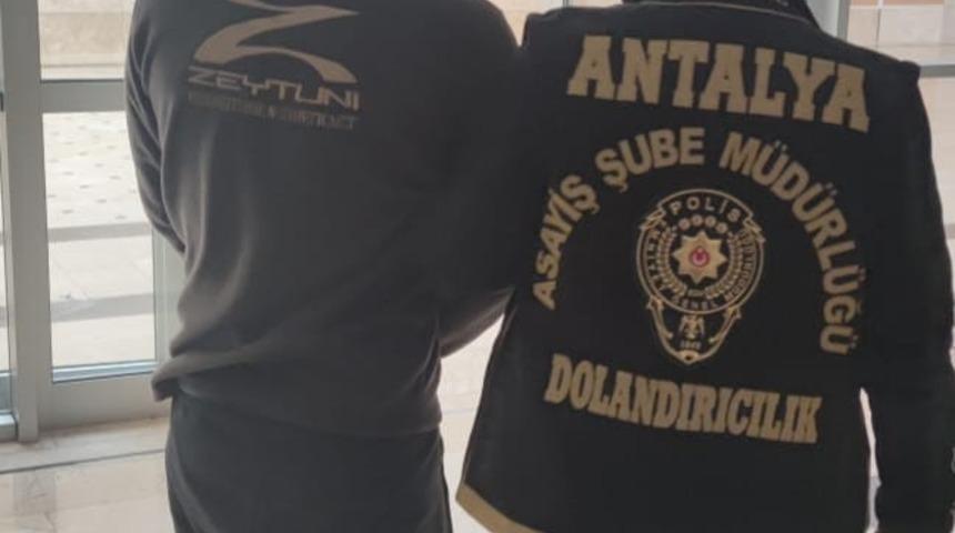 Antalya’da sazan sarmalı yöntemiyle dolandırıcılık yapan şahıs yakalandı