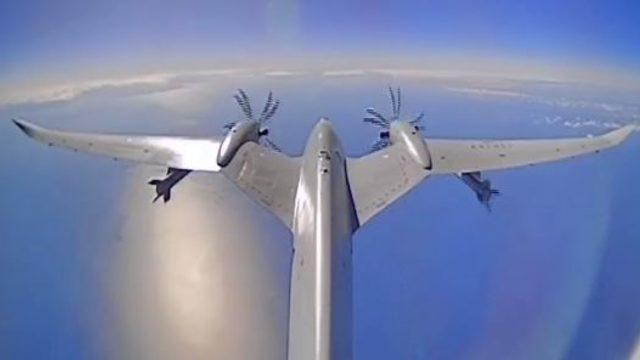 Bayraktar AKINCI TİHA'dan bir başarı daha! 140 kilometre mesafedeki hedefi tam 12'den vurdu