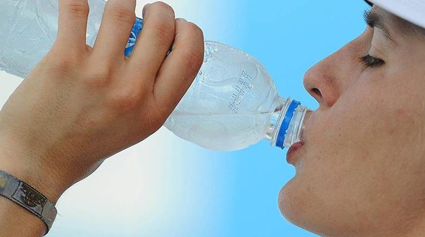 Dr. Öğr. Üyesi Birsen Demirel: İftar ve sahur arasında bol su içmek önemli