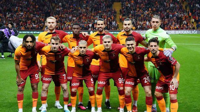 Son dakika: Galatasaray'da dünyaca ünlü yıldızın sözleşmesi resmen uzadı! Kayserispor maçında...