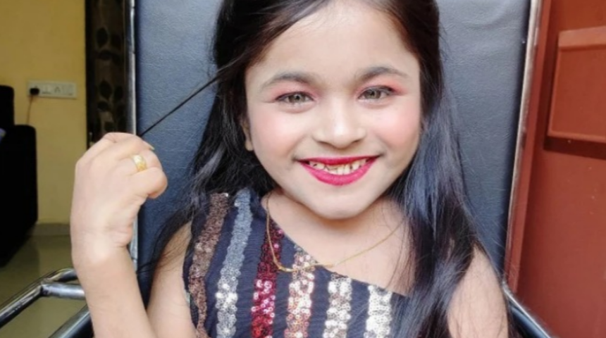 Çocuk gibi görünüyor ama 20 yaşında! Nadir görülen hastalığı yüzünden hala bebek bezi kullanıyor