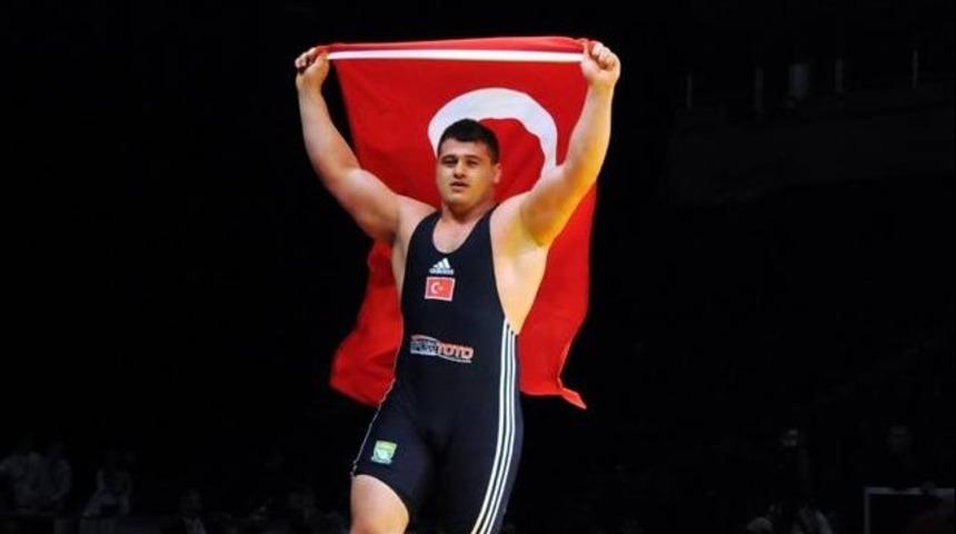 Rıza Kayaalp kimdir? Milli güreşçi Rıza Kayaalp'e Diriliş Ertuğrul teklifi!
