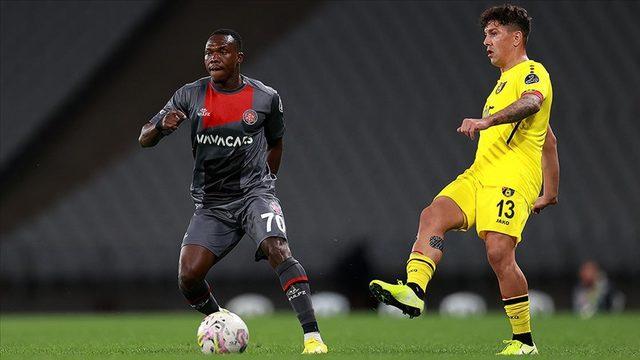 İstanbulspor Fatih Karagümrük maçı ne zaman, saat kaçta? İstanbulspor Fatih Karagümrük maçı hangi kanalda canlı yayınlanacak?