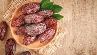 Hurma çekirdeği çimlendirme nasıl yapılır? Hurma çekirdeği kaç günde çimlenir, saksıda yetişir mi? 