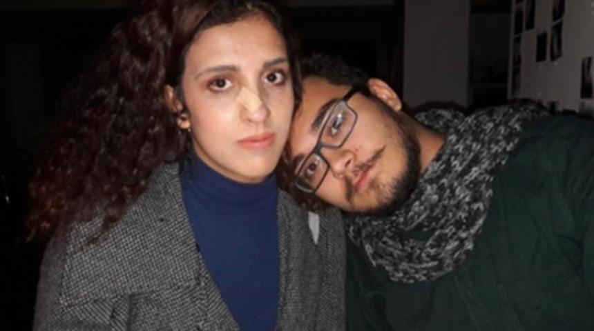 Otobüste başını arkadaşının omzuna koyan üniversite öğrencisine saldırı!