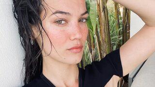 Yargı'nın Ceylin'i Pınar Deniz göğüs dekolteli pozlarıyla mest etti! Takipçilerinden yorum yağdı