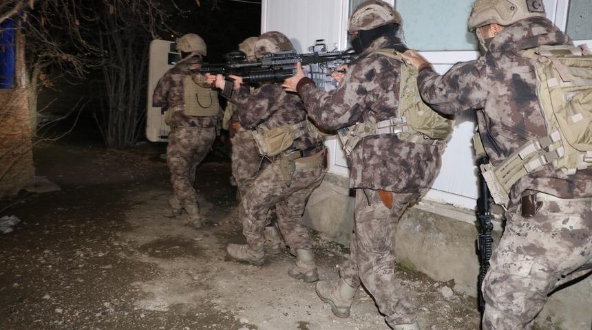 Van'da 20 düzensiz göçmen yakalandı