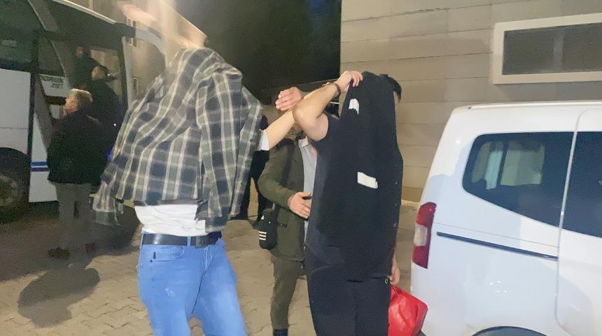 Banka hesaplarında 3 milyar 500 milyon liralık işlem belirlendi! 11 ildeki bahis operasyonunda 65 kişi gözaltına alındı