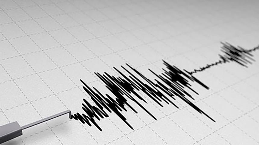 Son dakika: Kandilli ve AFAD peş peşe duyurdu! 4.3'lük deprem... Antalya ve Burdur hissetti