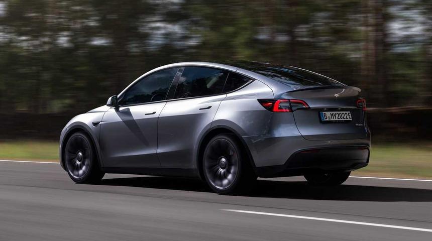 TESLA MODEL Y boyutları ve fiyatı nedir? TESLA MODEL Y ön sipariş nasıl verilir? Türkiye'de satışa çıktı, ön sipariş başladı!