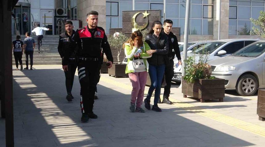 Saçından çekerek balkona götürüp 'seni buradan atarım' dedi, sonrası korkunç!