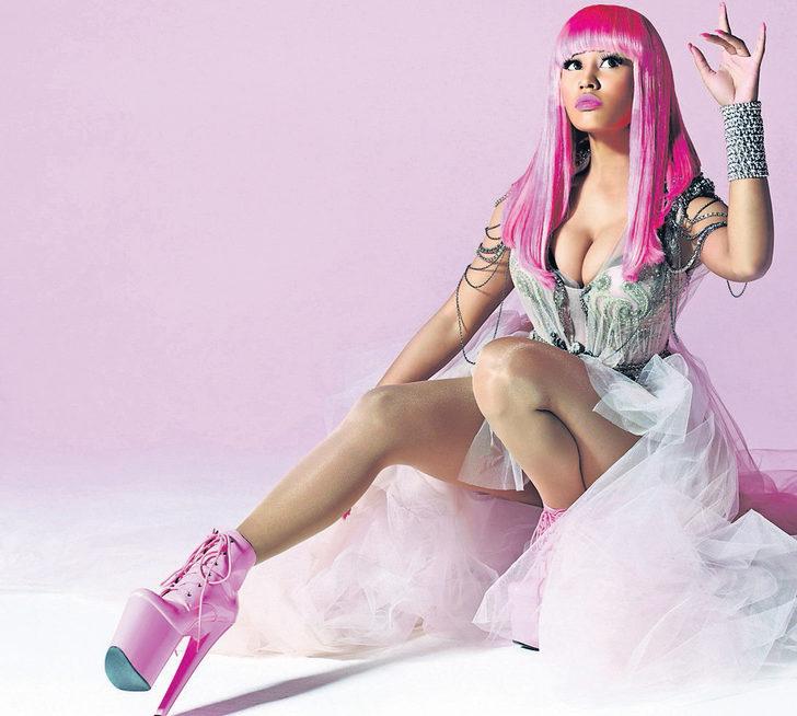 Yarı çıplak paylaşıma beğeni yağdı G4