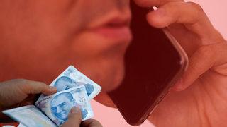 Telefonla konuşarak evden çıktı... Ekipler harekete geçti! Son anda kurtuldu