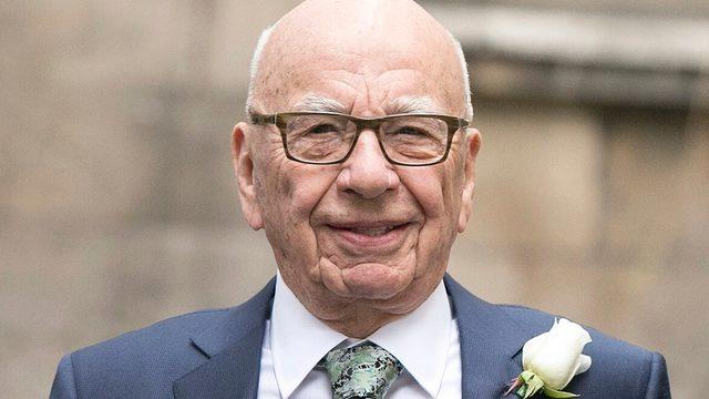 2,5 milyon dolarlık yüzük hediye etmişti! 92 yaşındaki medya patronu nişanlısından ayrıldı