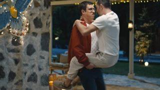 Başrollerini İbrahim Büyükak, Oğuzhan Koç ve Gizem Karaca’nın paylaştığı “Özür Dilerim” filminin fragmanı paylaşıldı