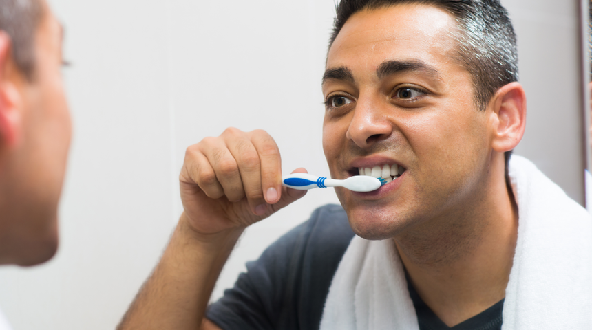 Diş temizliğinde yapılan bu hata kalp sağlığını bitiriyor! Uzmanlar riske karşı uyardı