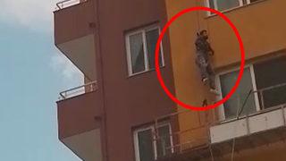 Adana'da yürekler ağza geldi! Korku dolu anlar kamerada