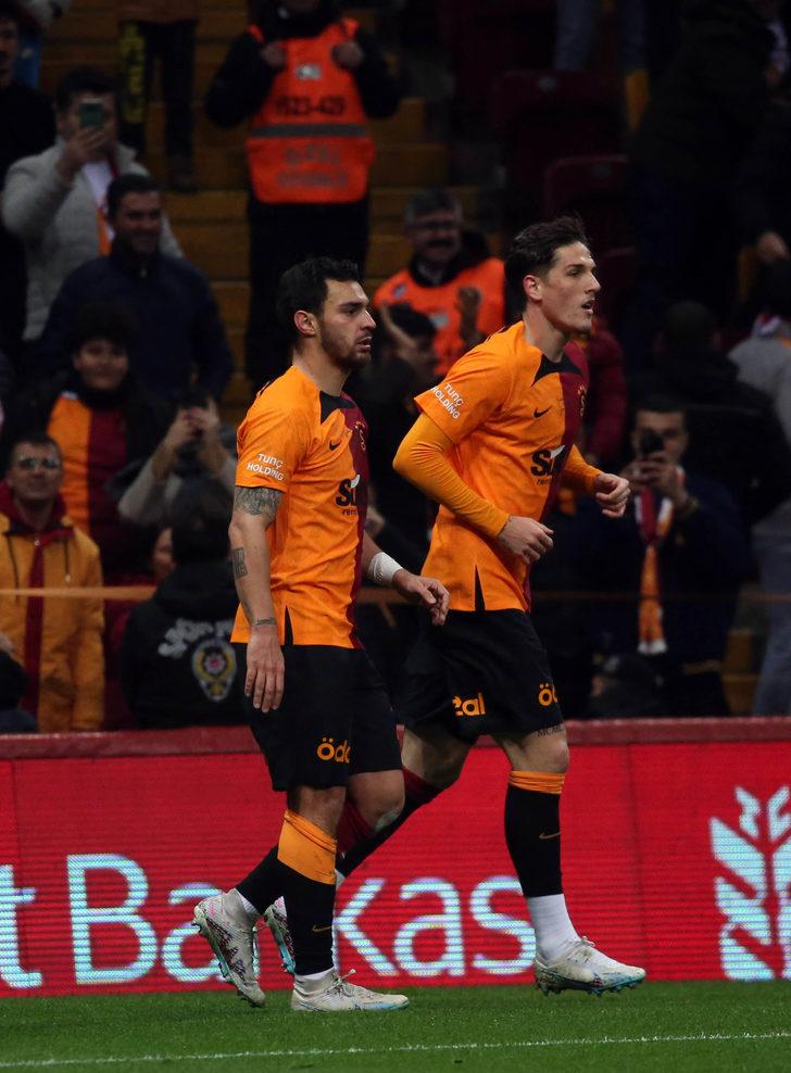 Galatasaray Başakşehir maçının ardından spor yazarları karşılaşmayı değerlendirdi: Galatasaray'a aleni şekilde operasyon yapıyorlar G5