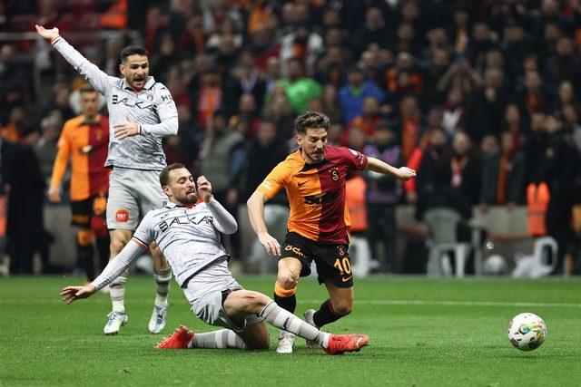 AA-20230405-30774492-30774490-GALATASARAY_MEDIPOL_BASAKSEHIR (Large)