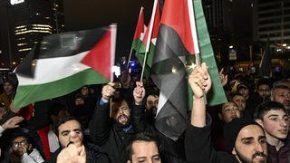 İsrail'in Mescid-i Aksa saldırısı İstanbul'da protesto edildi