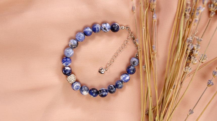 Sodalit taşı faydaları nelerdir, ne anlama gelir? Sodalit taşı özellikleri nelerdir, ne işe yarar?