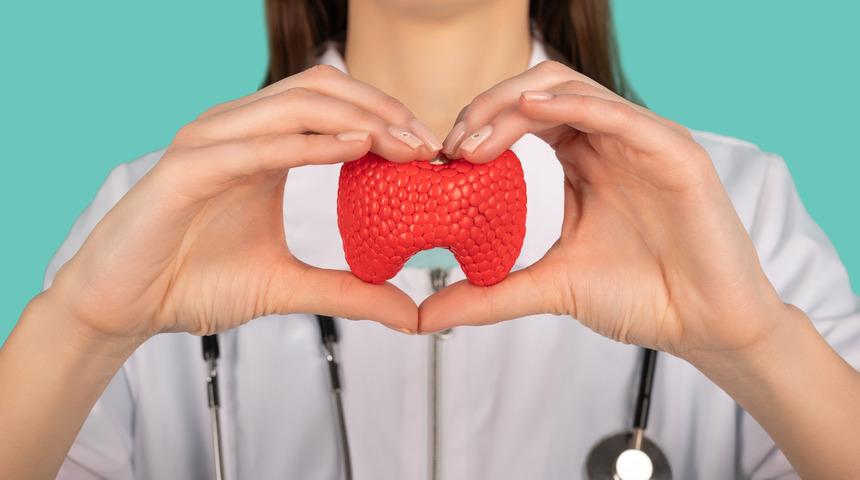 Tiroksin hormonu nedir, ne işe yarar? Tiroksin hormonu eksikliği belirtileri nelerdir, metabolizmayı hızlandırır mı?