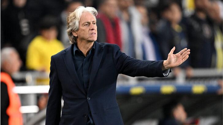 Fenerbahçe'nin yıldız ismi Willian Arao, teknik direktör Jorge Jesus'un yeni adresini böyle duyurdu! G3