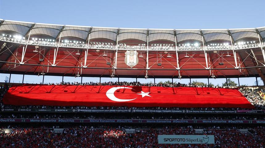 Beşiktaş, maç öncesinde veda etti! 'Ayrılıklar da sevdaya dahil'