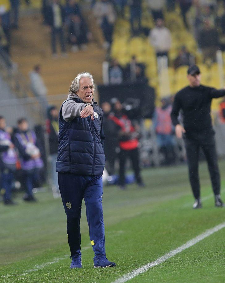 Fenerbahçe Kayserispor maçının ardından Jorge Jesus'a eleştiri! "Karizması zayıfladı, Guardiola bile..." G5