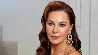 Avrupa Yakası'nın Fatoş'u Şenay Gürler aşka geldi! Sevgilisi de çok ünlü çıktı!