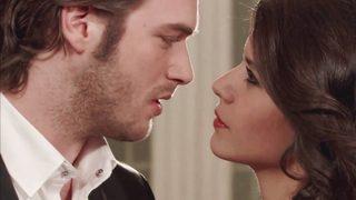 Yıllar sonra ortaya çıktı! Aşk-ı Memnu'daki çekim hatası seyircinin gözünden kaçmadı