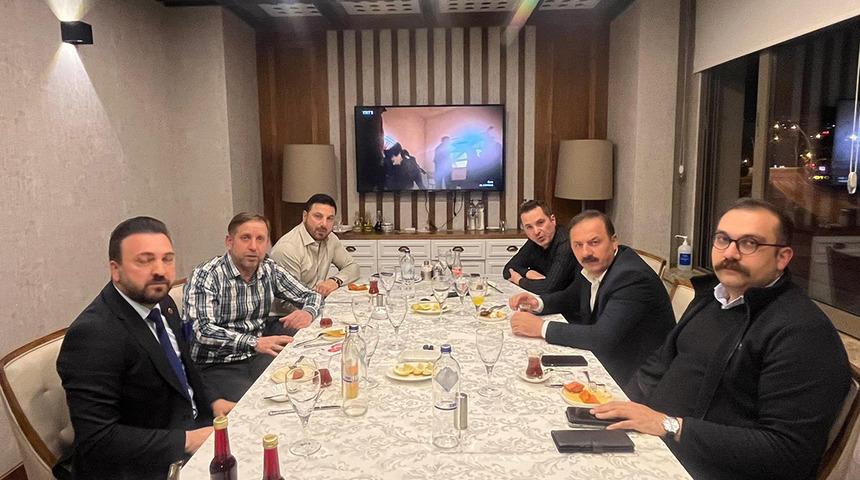 İftar buluşması kulisleri hareketlendirdi! İddialar gündem oldu, Davut Güloğlu açıklama yaptı: İstifa sonrası Yavuz Ağıralioğlu...
