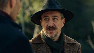 Ünlü oyuncu Şehsuvar Aktaş'ın babası ve üvey annesi yangında zehirlendi! Acı haberle yıkıldı