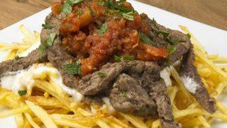 İftar sofralarını taçlandıran çökertme kebabı tarifi! Pratik çökertme kebabı nasıl yapılır?