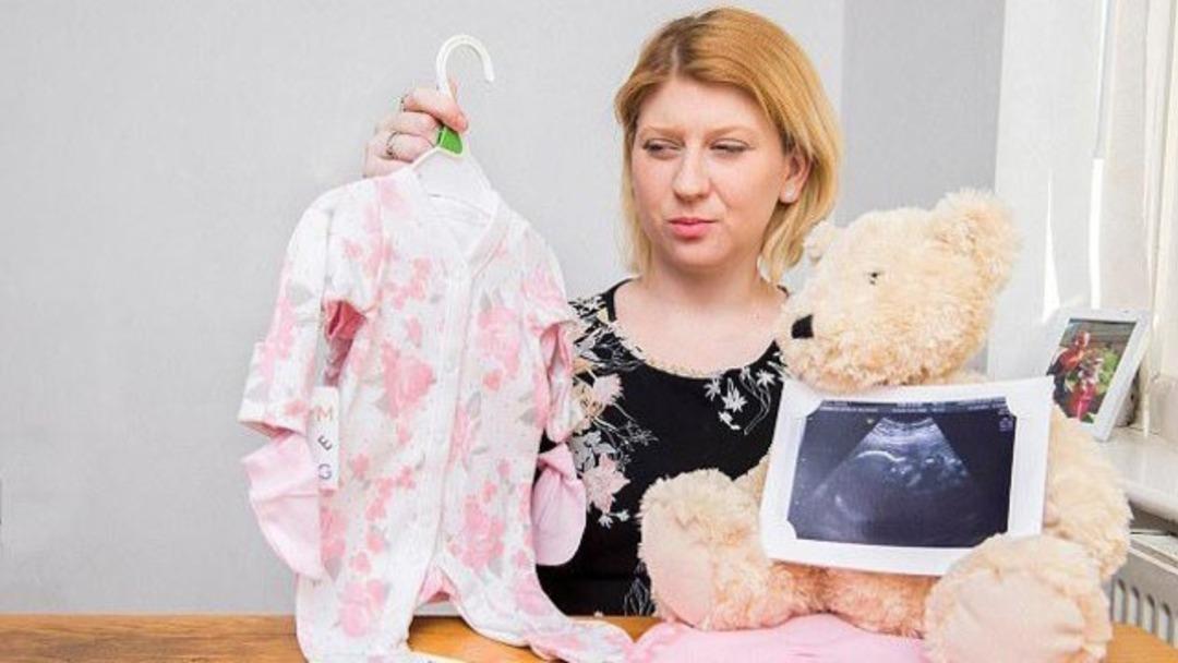 Bebeğinin &ouml;leceğini bile bile aldırmayı reddetti